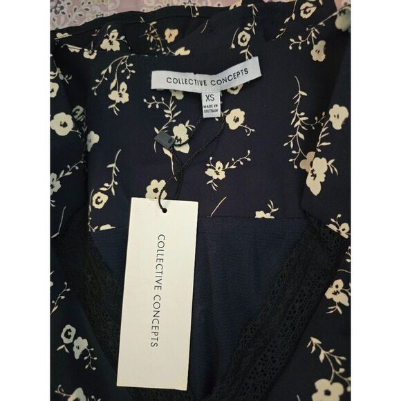 Floral Print Dress Lace Trim V-Neck Long Sleeve Navy & White fairycore flowers - Picture 7 of 8